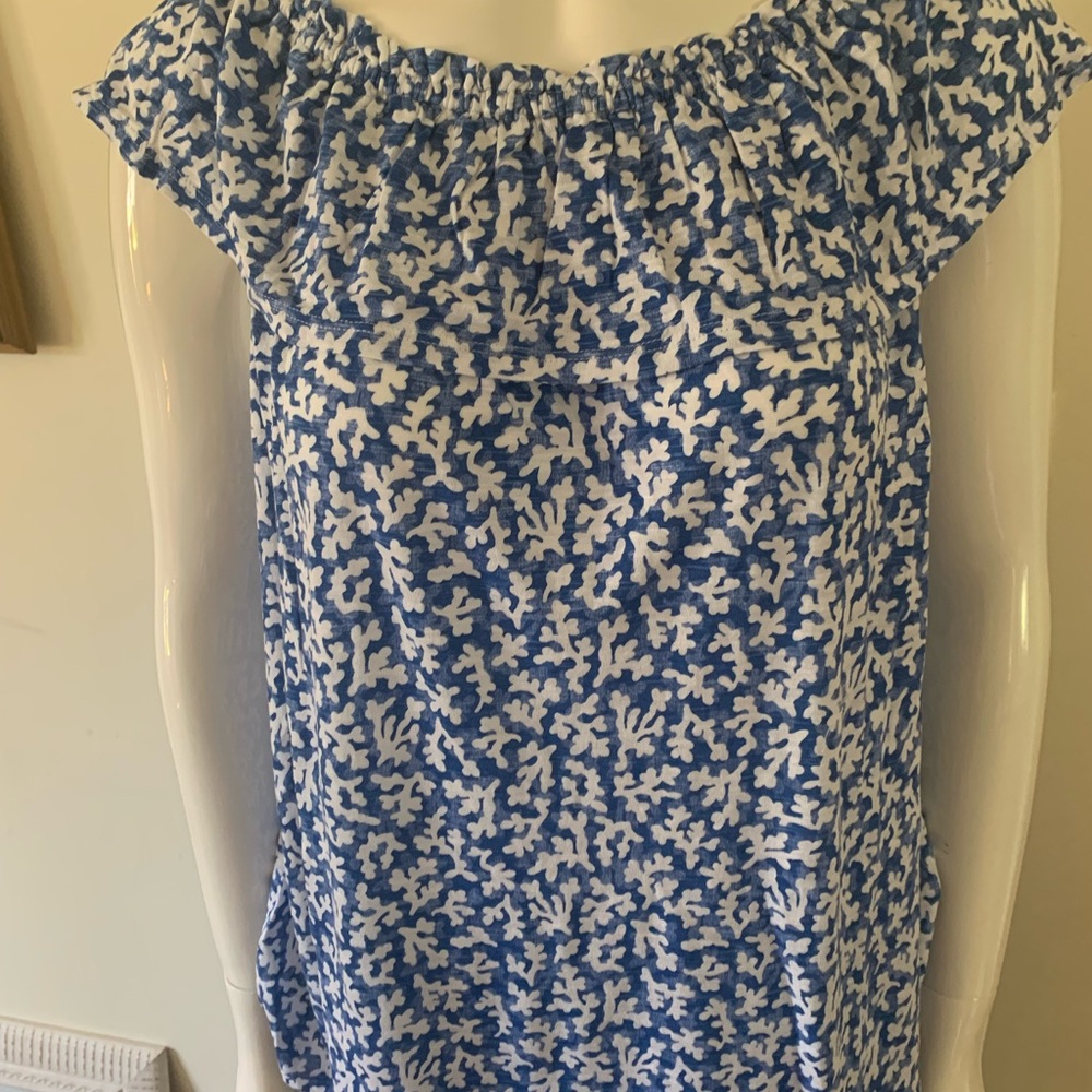 Blue and White Patterned Blouse